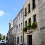 Nouveau programme Pinel optimisé au Déficit foncier logement à Bordeaux avec une façade beige