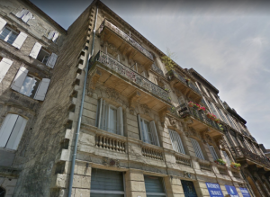 investissement monument historique résidence facade beige quai de la grave à Bordeaux
