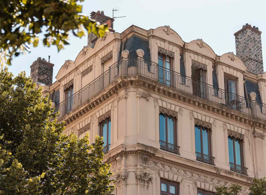 Immobilier Lyon 3 pour réduire ses impôts en déficit foncier avec un appartement Haussmannien rénové