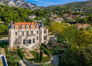 Investir a Marseille pour réduire ses impôt et se constituer un patrimoine avec ce chateau rénové
