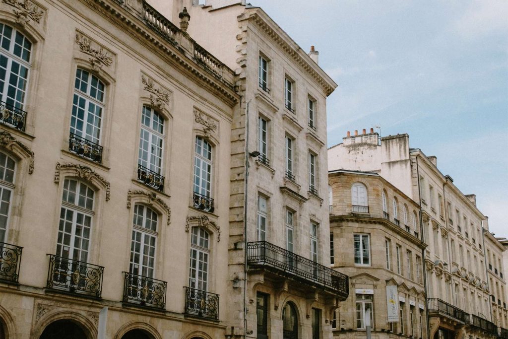 Investissement immobilier Bordeaux pour défiscaliser dans un immeuble ancien avec une rénovation complète