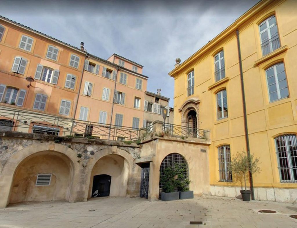 Investissement immobilier locatif à Aix en Provence avec cette batisse typique